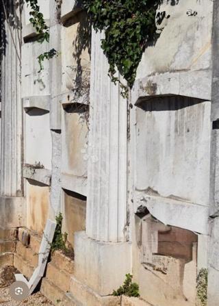 Grobnica Kozala, Rijeka, 2m2