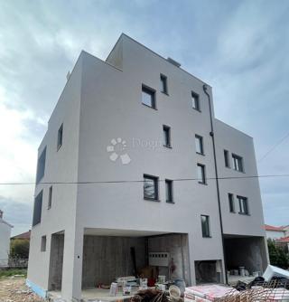 Stanovanje Kaštel Gomilica, Kaštela, 115m2