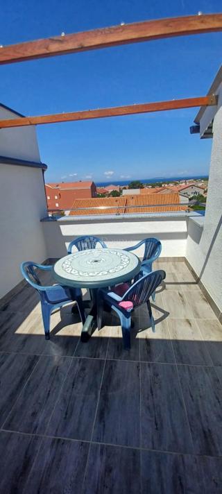 Stanovanje Povljana, 71,75m2