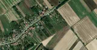 Zazidljivo zemljišče Ivanovci, Valpovo, 7.061m2