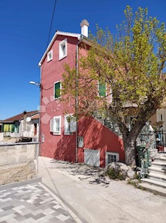 Stanovanje Mandalina, Šibenik, 94m2