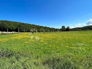 Zemljišče Mušaluk, Gospić - Okolica, 7.000m2