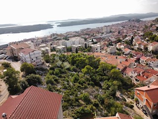 Zemljišče Grad, Šibenik, 1.463m2