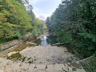 Zemljišče Drenova, Rijeka, 1.110m2