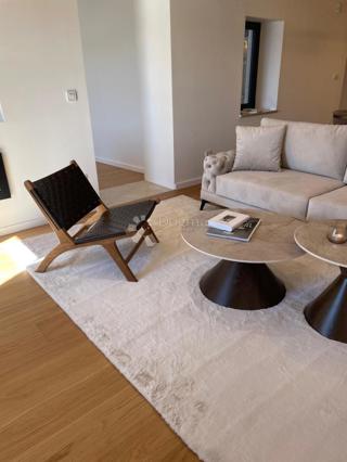 Stanovanje Grad, Šibenik, 132,58m2