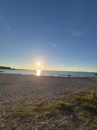 Zemljišče Novalja, 3.673m2