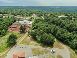 Zazidljivo zemljišče Kanfanar, 1.461m2