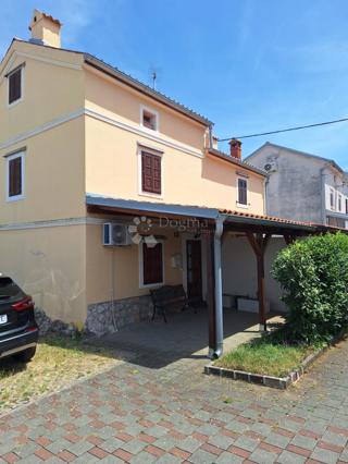 Hiša Omišalj, 82m2