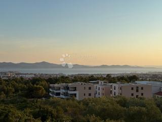 Zazidljivo zemljišče Vidikovac, Zadar, 1.900m2