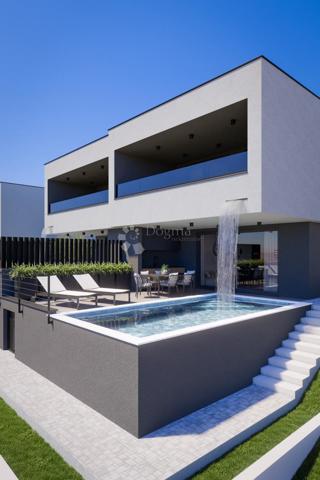 Hiša Vodice, 219,60m2