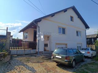 Hiša Aljmaš, Erdut, 415m2