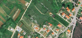 Zazidljivo zemljišče Vrsi, 495m2