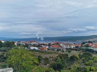 Posedarje – hiša s pogledom na morje in velikim potencialom