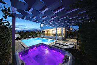 Hiša Zaton, Nin, 603m2