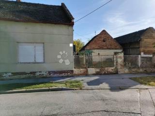 Hiša Kneževi Vinogradi, 90m2