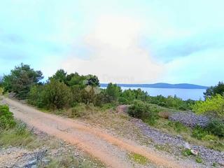 Kmetijsko zemljišče Milna, 3.837m2