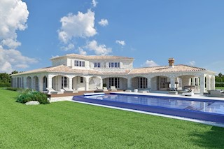 Zemljišče Poreč, 12.594m2