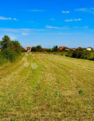 Zemljišče Blato, Novi Zagreb - Zapad, 4.098m2