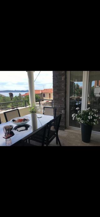 Hiša Bibinje, 890m2
