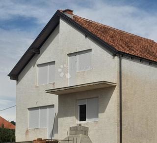 Hiša Donji Karin, Benkovac, 200m2
