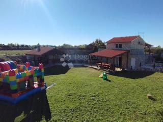 Hiša Zaton, Šibenik - Okolica, 125m2