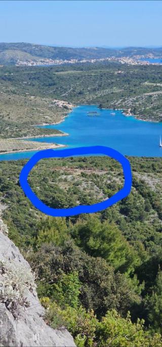 Kmetijsko zemljišče Ložnice, Primošten, 2.484m2