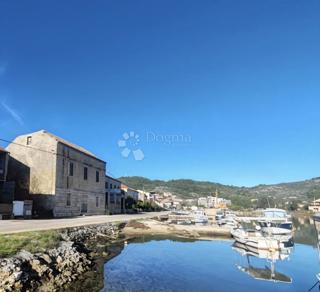 Hiša Vela Luka, 324m2