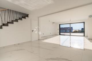 Stanovanje Pobri, Opatija - Okolica, 162,29m2