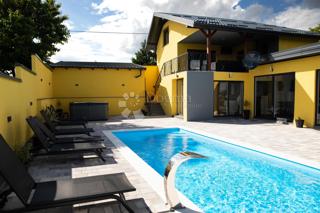 Hiša Stanići, Kapela, 230m2