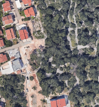 Zazidljivo zemljišče Okrug Gornji, Okrug, 850m2