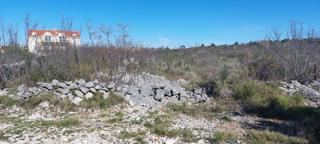 Zazidljivo zemljišče Vodice, 1.675m2