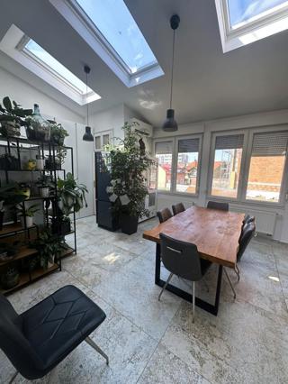 Prostorno stanovanje v središču Osijeka!