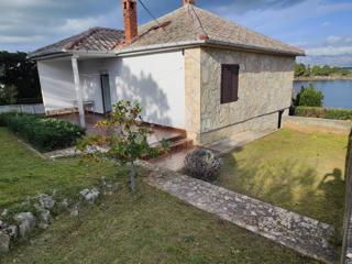 Hiša Zaton, Nin, 105m2