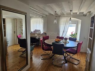 Stanovanje Dolac, Šibenik, 88m2