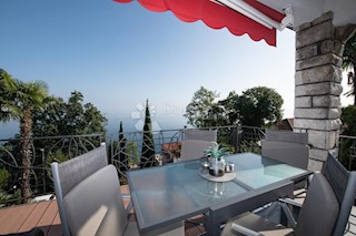 Stanovanje Opatija - Centar, Opatija, 140m2