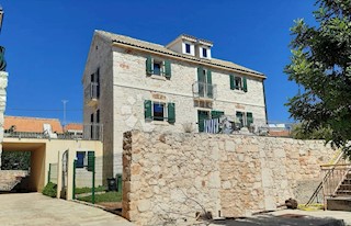 Hiša Kaprije, Šibenik - Okolica, 260m2