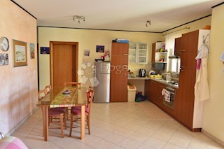 Apartma Čižići, Dobrinj, 74m2