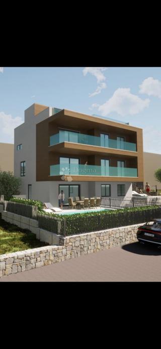 Stanovanje Okrug Gornji, Okrug, 150m2