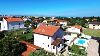 Hiša Peroj, Vodnjan, 180m2