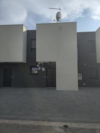 Stanovanje Vodice, 111,23m2
