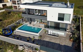 Hiša Medulin, 240m2