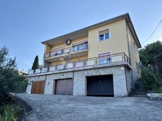 Stanovanje Opatija - Centar, Opatija, 100m2