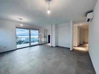 Stanovanje Maslenica, Jasenice, 72m2