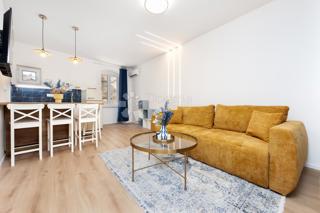 ČUDOVITO STANOVANJE V CENTRU ROVINJA