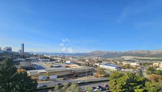 Stanovanje Ravne njive, Split, Ravne Njive, 70m2