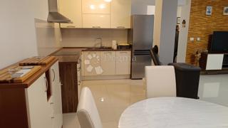 Stanovanje Čavle, 73m2