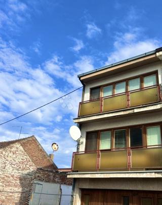 Hiša Donji grad, Osijek, 160m2