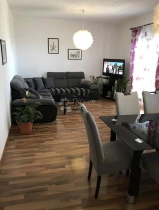 Stanovanje Podgora, 89,96m2