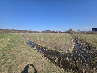 Zazidljivo zemljišče Luka, 3.140m2