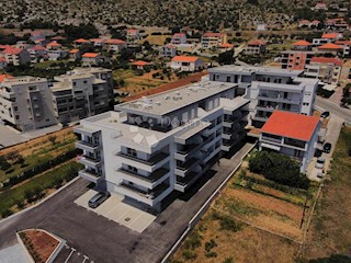 Stanovanje Trogir, 75,66m2